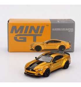 Mini GT 2017 Ford Mustang LB-Works LD, Dorado