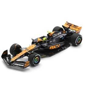 Mini GT 2023 McLaren MCL60 Lando Norris 2nd Place Japanese GP Naranja/Negro 1/64