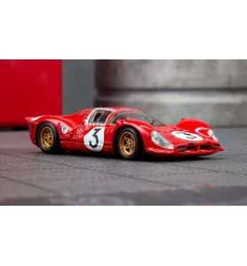 Hot Wheels Elite 64 1967 Ferrari 330 P4