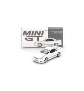 Mini GT Nissan Skyline GT-R (R32) Veilside Combat C-I White