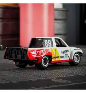 Hot Wheels RLC Elite 64 1989 Toyota Hilux Stadium Truck