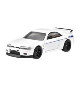Hot Wheels Premium Modern Classics Nissan Skyline GT-R (BCNR33) 4/5