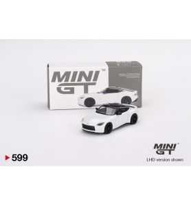 Mini GT NISSAN Z Performance 2023 Everest White 1/64