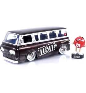 Jada Toys 1965 Ford Econoline + Figura "M&Ms Rojo" Marrón/Plateado 1/24
